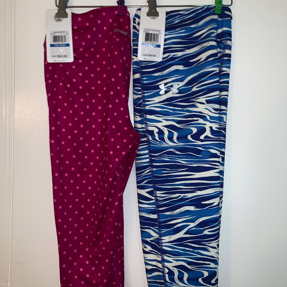 Two Pairs of Capris Sports Leggings